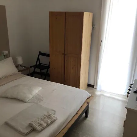 Nocleg ze śniadaniem A Due Passi Dal Lumiere Bolonia